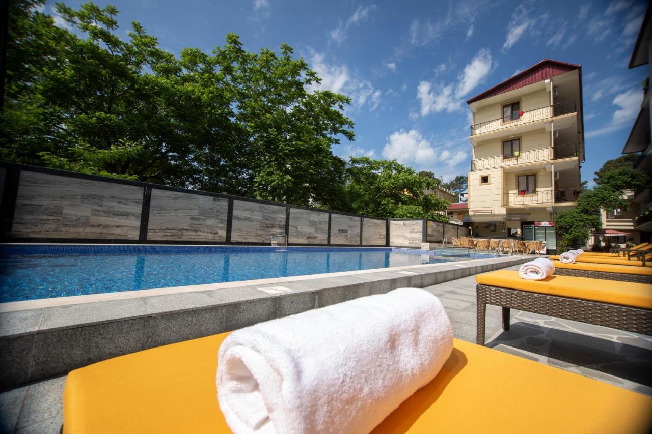 Hotel Chveni Ezo Kobuleti Eksteriør bilde