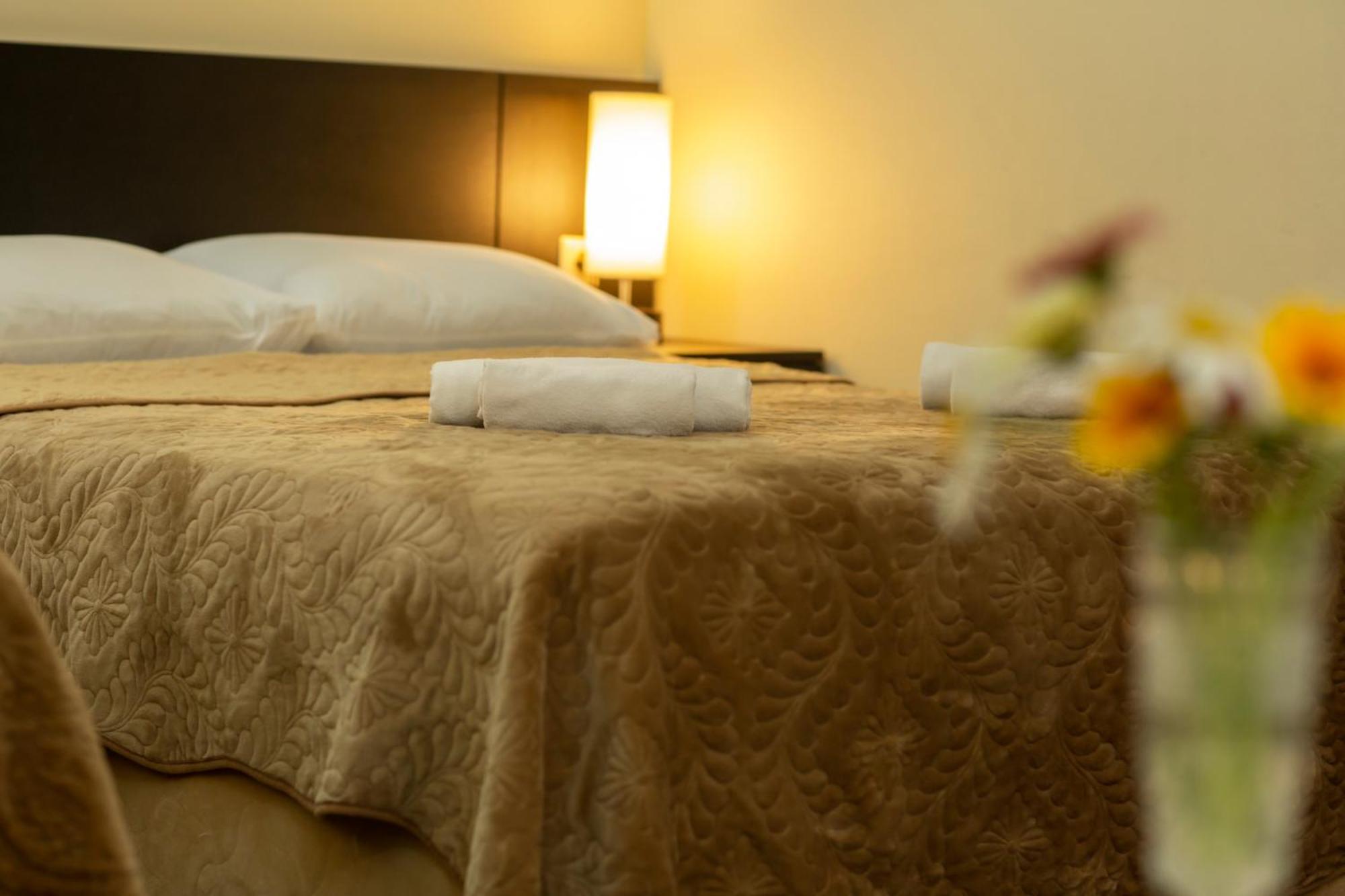 Hotel Chveni Ezo Kobuleti Eksteriør bilde